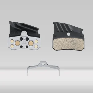Shimano N04C metallbromsbelägg med kylfläns inkl. fjäder